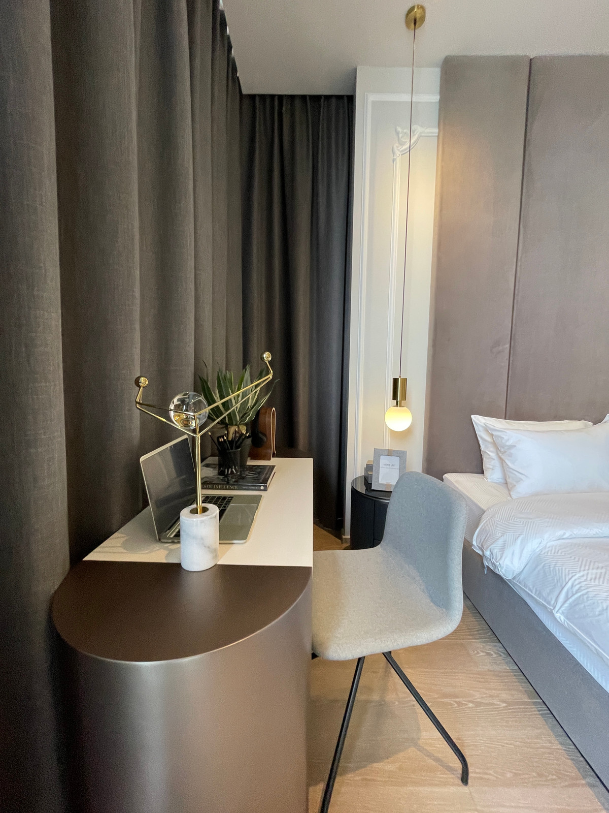 For SaleCondoSilom, Saladaeng, Bangrak : For sale✨ ASHTON SILOM: The Ultimate Legacy on Silom Road – 1BR XL (50.33 sq.m.) Condo that is more than just a residence, but is the 