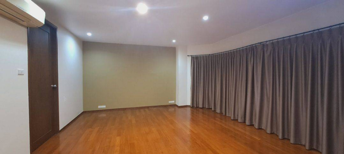 For RentHouseSukhumvit, Asoke, Thonglor : Townhome for rent at Lotus Point project, price 120,000 baht [MKh260401]