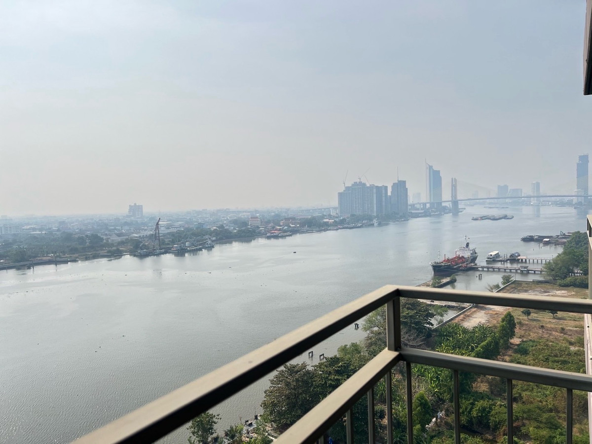 ให้เช่าคอนโดพระราม 3 สาธุประดิษฐ์ : ให้เช่าระยะสั้น  ห้องRiverfront    วิวแม่น้ำเต็มๆ