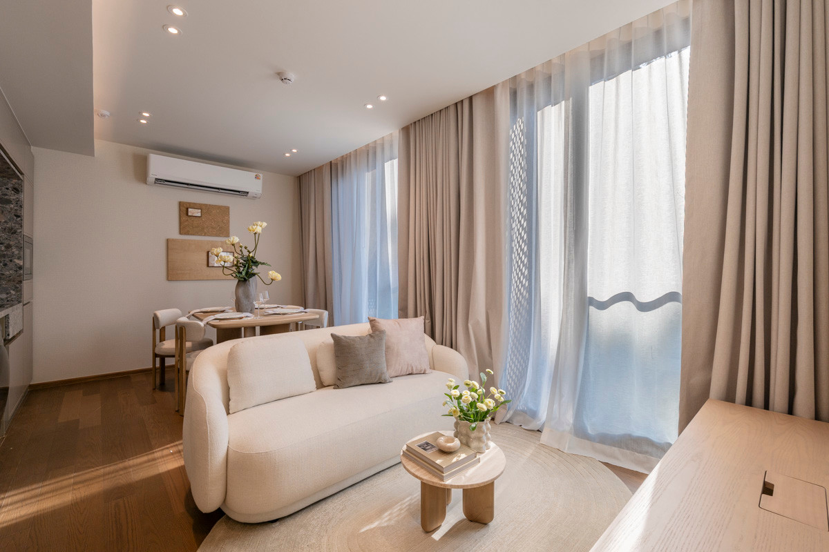 For RentCondoSukhumvit, Asoke, Thonglor : 🔥𝘽𝙚 𝙩𝙝𝙚 𝙛𝙞𝙧𝙨𝙩 𝙩𝙤 𝙧𝙚𝙣𝙩🔥 𝗩𝗜𝗔 𝟯𝟰 Condo, large room Pets allowed🐾 Newest, near BTS Thonglor.