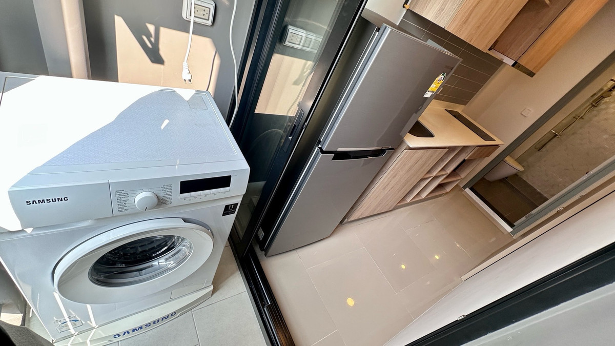 For RentCondoPinklao, Charansanitwong : Condo for rent, Chewathai Pinklao, near Siriraj, near Thammasat University, Tha Phrachan.