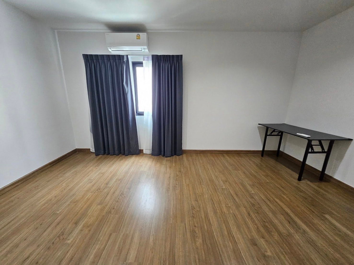 ให้เช่าทาวน์โฮมบางแค เพชรเกษม : บ้านกลางเมือง สาทร - กัลปพฤกษ์ / 3 ห้องนอน (เช่า), Baan Klang Muang Sathorn - Kalapaphruek / 3 Bedrooms (FOR RENT) BALL310