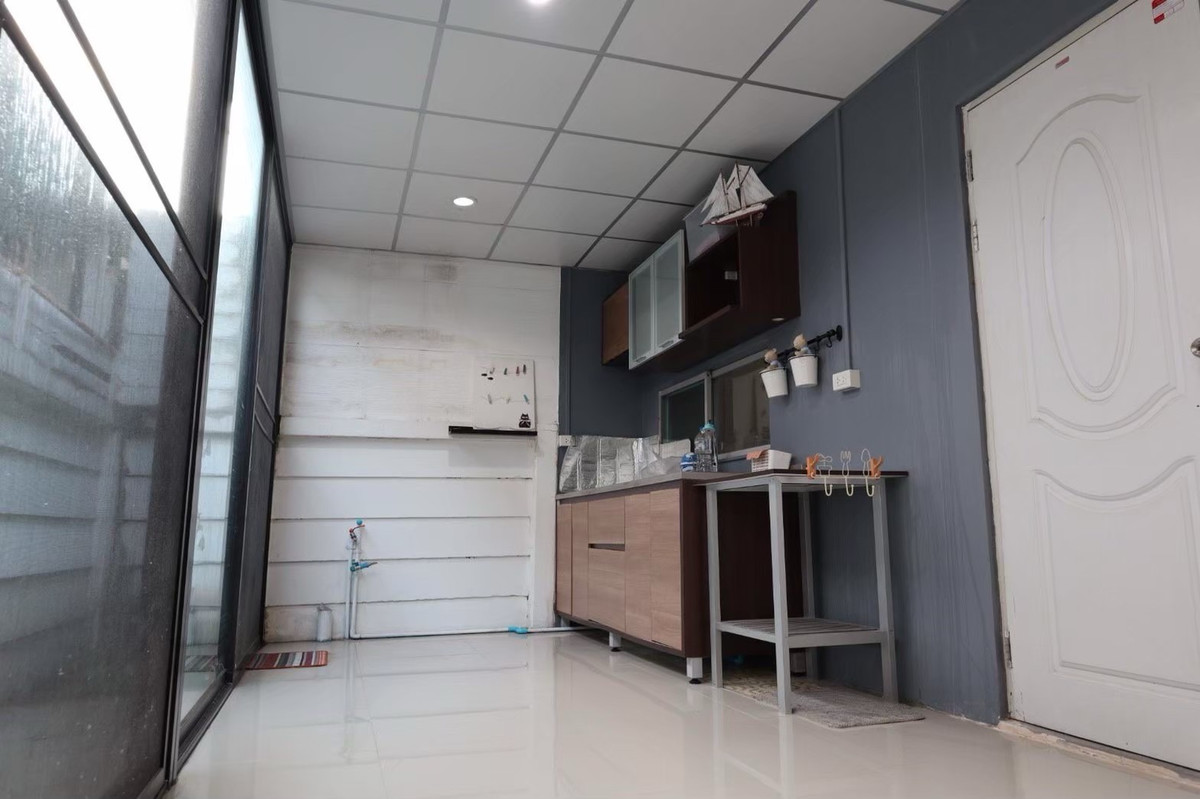 ให้เช่าทาวน์โฮมเกษตร นวมินทร์ ลาดปลาเค้า : ให้เช่า อารียาเดอะคัลเลอร์2 ลาดปลาเค้า 20,000บ ต่อเดือน