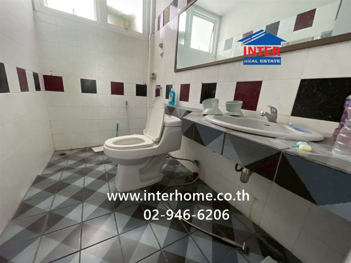 ขายนวมินทร์ รามอินทรา : บ้านเเฝด 2 ชั้น 24.8 ตร.ว. หมู่บ้านฉัตรทิพย์ ใกล้โลตัสนวมินทร์ ซอยนวมินทร์84 ถนนนวมินทร์ ถนนรามอินทรา เขตบึงกุ่ม กรุงเทพมหานคร