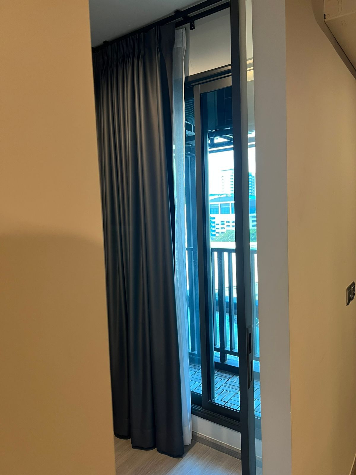 ขายคอนโดลาดพร้าว เซ็นทรัลลาดพร้าว : คอนโด Life Ladprao ขนาด 35.67 ตารางเมตร 1 ห้องนอน อาคาร A ชั้น 11 เฟอร์นิเจอร์ครบพร้อมอยู่ ใกล้ BTS ห้าแยกลาดพร้าว แขวงจตุจักร เขตจตุจักร กรุงเทพมหานคร