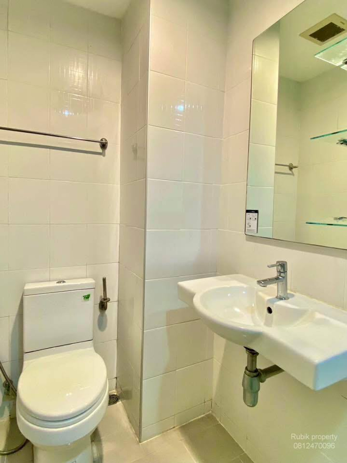 For RentCondoThaphra, Talat Phlu, Wutthakat : 🏙 For rent Ideo Sathorn-Thapra RB1858 Condo, good location, near BTS, easy to enter Sathorn city, pool view room, not hot 🌿✨