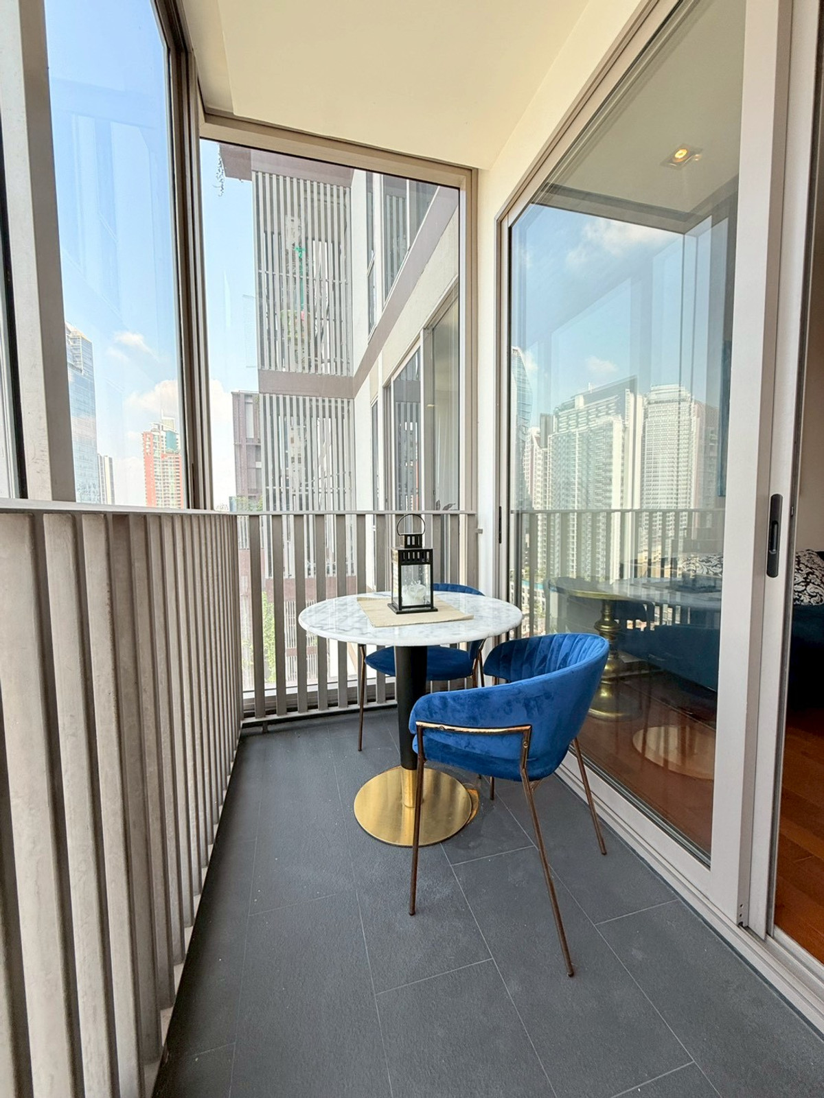 For RentCondoSukhumvit, Asoke, Thonglor : Ashton Morph 38 pet-friendly 🐈🏠condo for rent, 2-bedroom - Sukhumvit 38 Thonglor