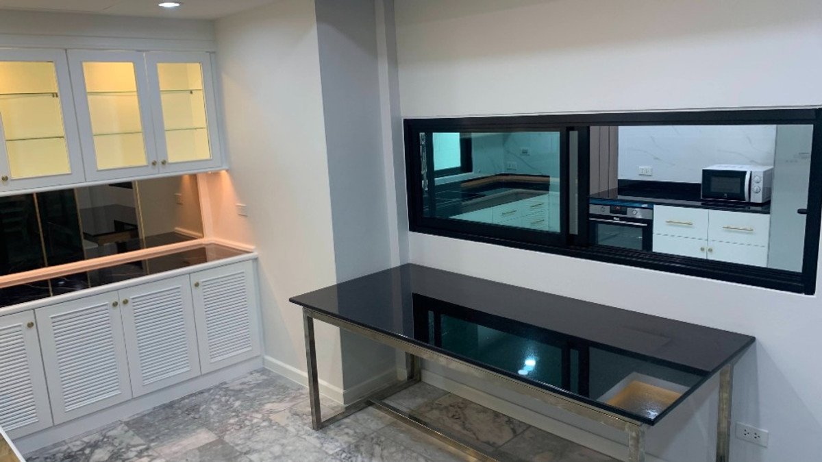 ให้เช่าบ้านโชคชัย4 ลาดพร้าว71 : บ้านเดี่ยว 2 ชั้น รีโนเวทใหม่ สไตล์โมเดิร์น ทำลเดี ให้เช่า ย่านลาดพร้าว-โชคชัย4 ใกล้โรงพยาบาลเปาโล โชคชัย 4 เพียง 2 กม.