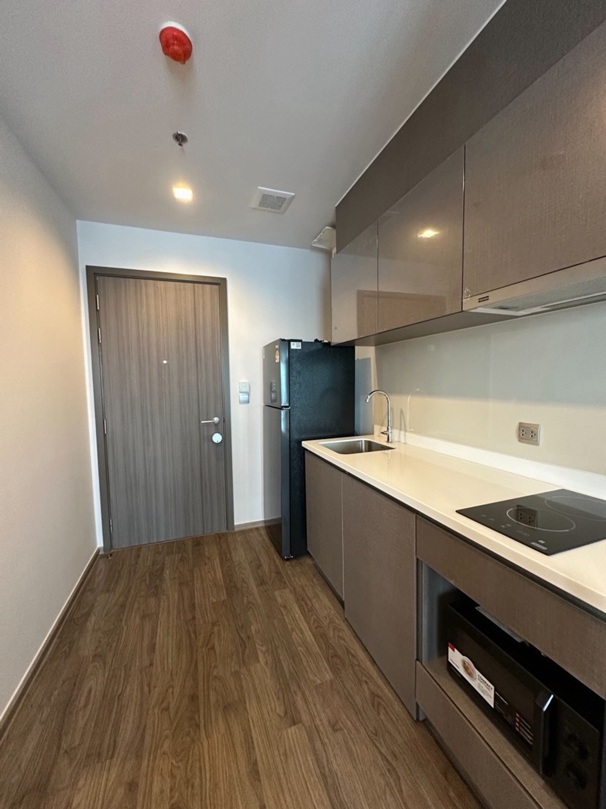 ให้เช่าคอนโดลาดพร้าว เซ็นทรัลลาดพร้าว : for Rent : 1bed1bath Life ladprao valley please call 095-3905490