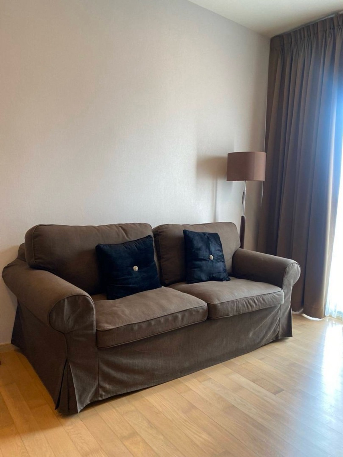 For RentCondoSukhumvit, Asoke, Thonglor : 🔥Rent 1BR🔥45sqm🔥Floor19🔥28,000/month🔥Have bathtub🛁