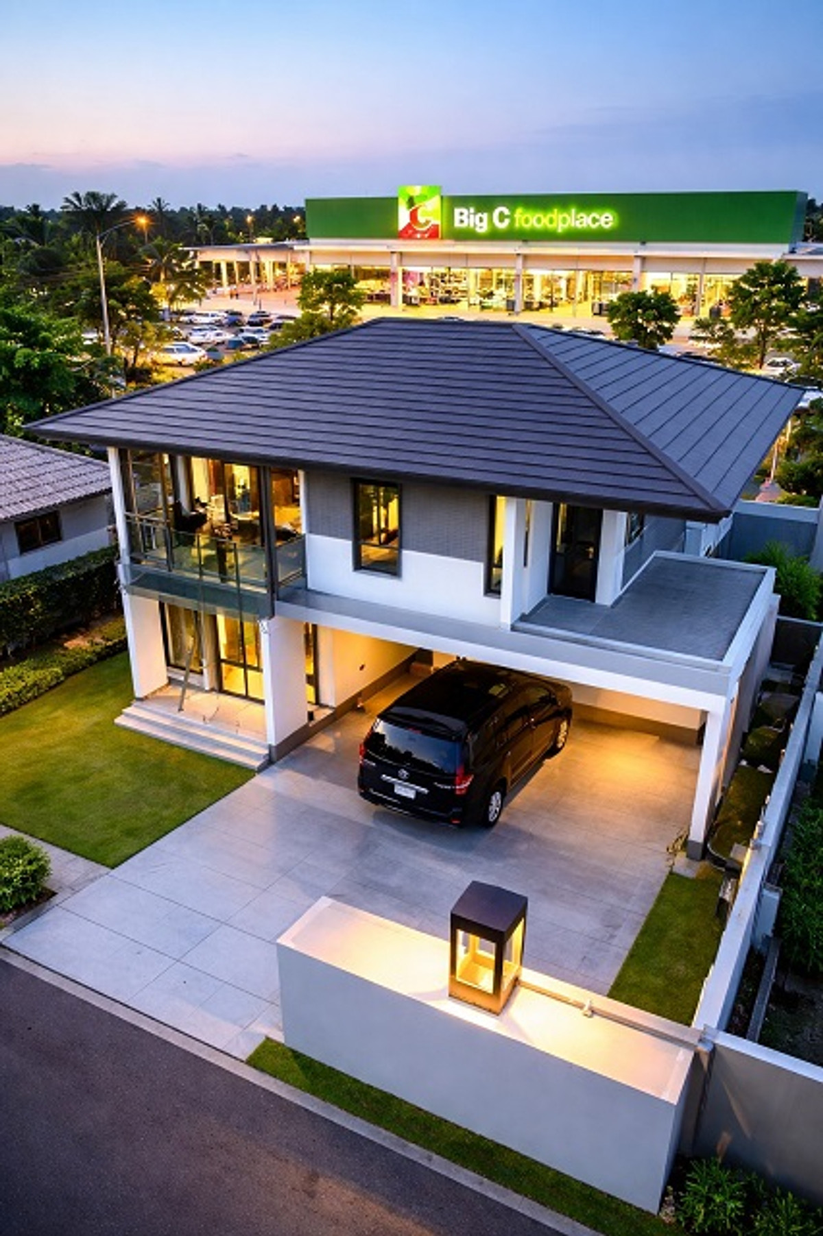 For RentHouseNawamin, Ramindra : near OrNgern Market 1km. 72 sq.wa.Big C Food Place Sukhaphiban5 500m. Two story detached house 4bed