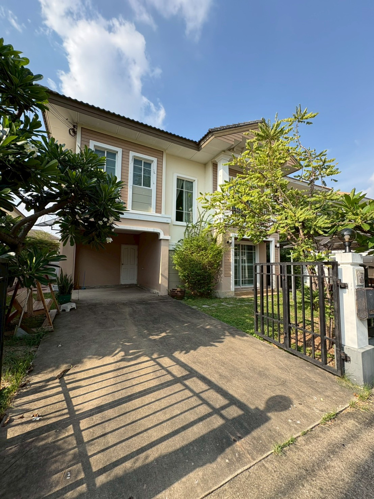 ขายบ้านนวมินทร์ รามอินทรา : ขายบ้านเดี่ยว 2 ชั้น หมู่บ้านภัสสร19 จตุโชติ เขตสายไหม กรุงเทพมหานคร