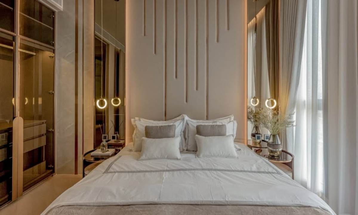 For RentCondoSathorn, Narathiwat : Super luxury condo for rent near BTS Chong Nonsi ✨The Reserve Sathorn ✨ near leading office buildings in the CBD zone Sathorn-Silom-Rama 4.