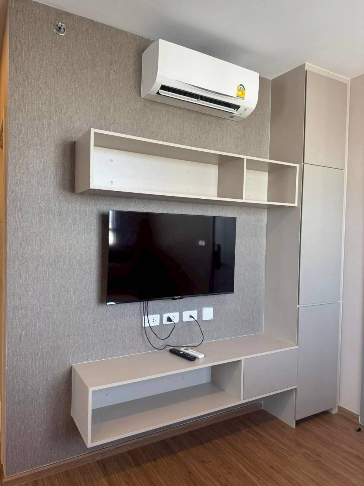 ให้เช่าคอนโดมีนบุรี-ร่มเกล้า : ✅ OGR168 ✅ Line : @p2nproperty