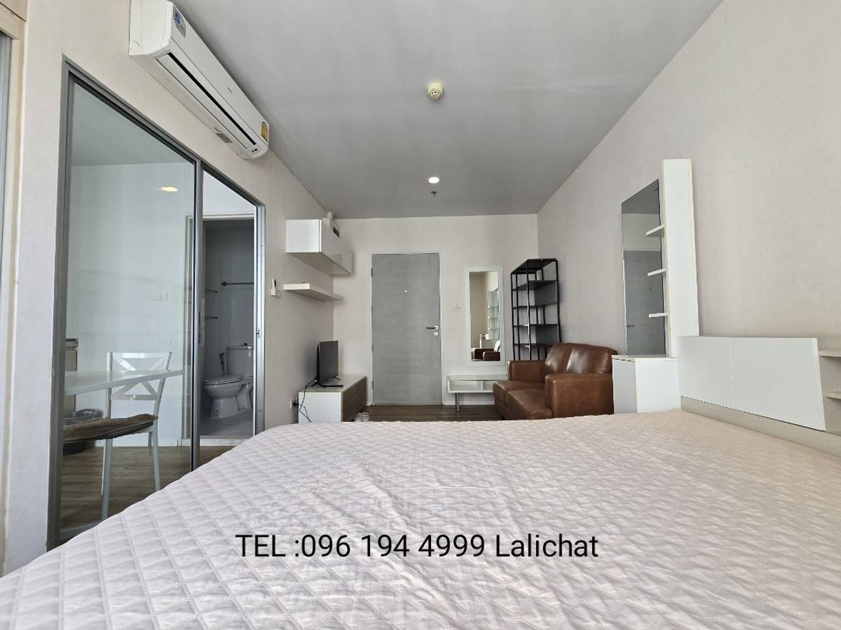 For RentCondoRathburana, Suksawat : For rent, ISSI Condo Suksawat (ISSI SUKSWAT), size 25 sq m., 20th floor, 1 bedroom, 1 bathroom, swimming pool view, near Bangpakok Witthayakhom School. Big C Bang Pakok, Sila Market and MRT Bang Pakok in the near future.