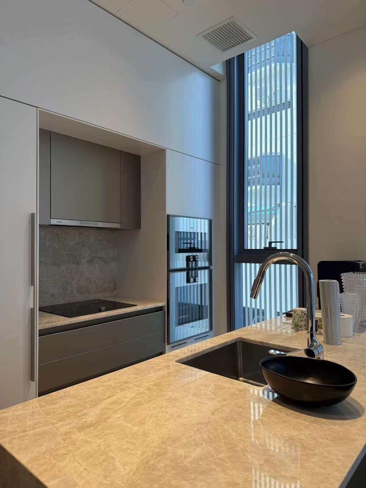 ให้เช่าคอนโดวิทยุ ชิดลม หลังสวน : ✨ SCOPE Langsuan | Luxury Unit for Rent ✨ 1Bed2Bath  85sqm special price 130k Call 0635925888