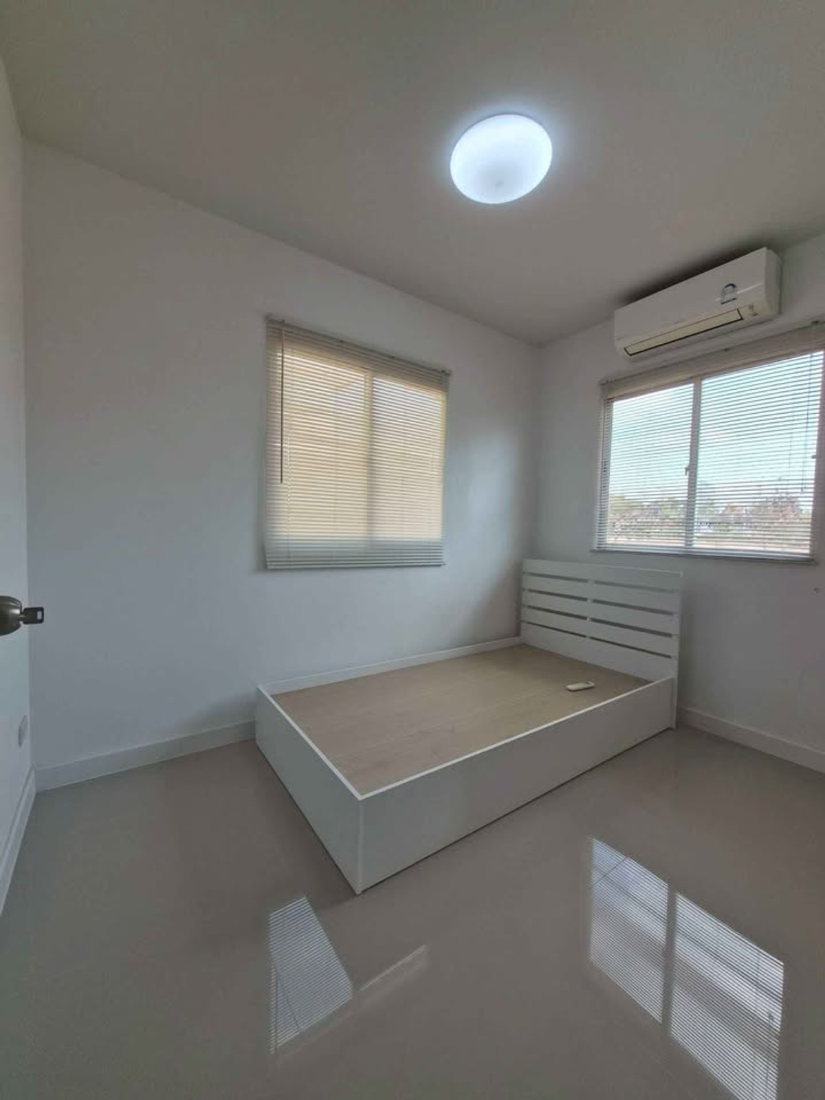 ขายทาวน์โฮมพัทยา บางแสน ชลบุรี สัตหีบ : หมู่บ้านพฤกษาซอยเขาน้อย / 3 ห้องนอน (ขาย), Baan Prueksa Boonsamphan / 3 Bedrooms (FOR SALE) BEWN154