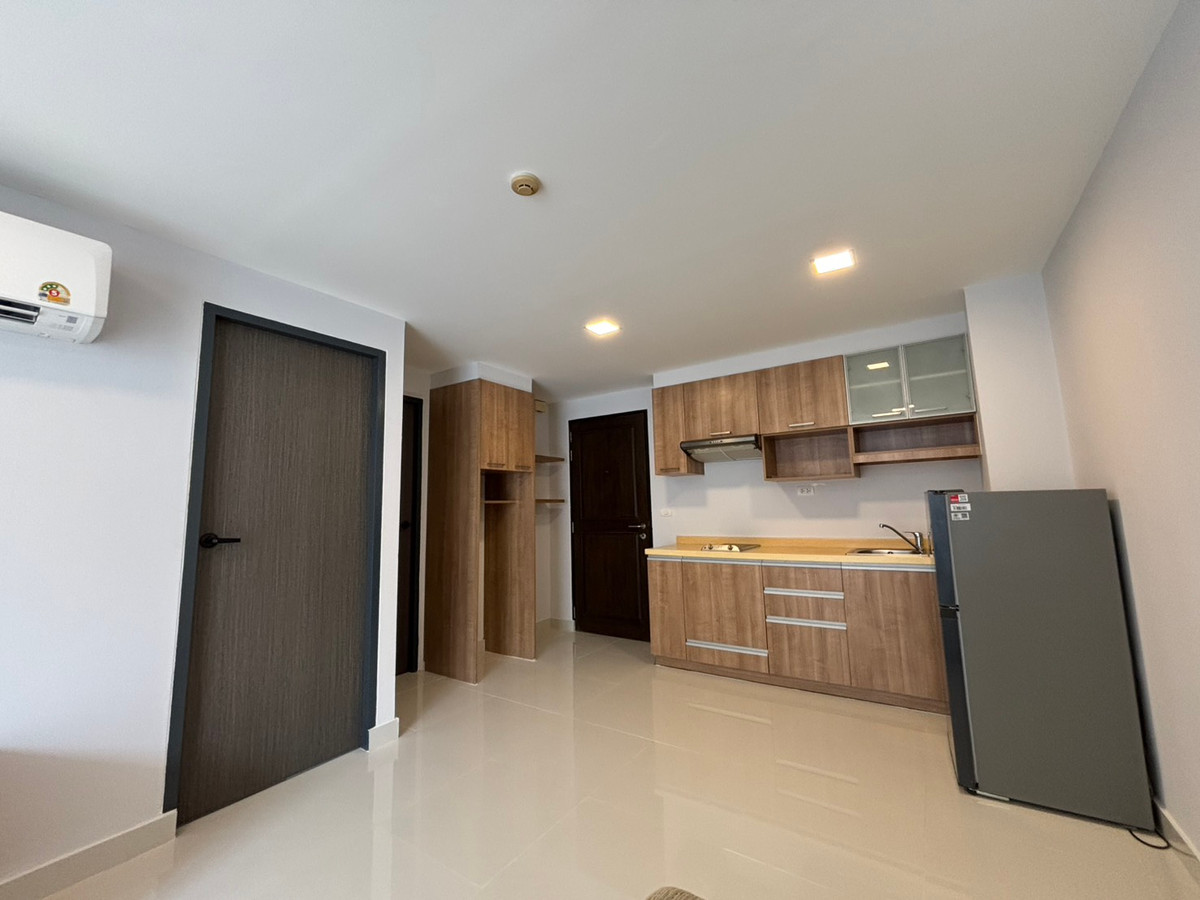 For RentCondoSukhumvit, Asoke, Thonglor : For rent: The Alcove 49, private, quiet, in the heart of Sukhumvit 49, large room, 1 bedroom, excellent condition, ready to move in.