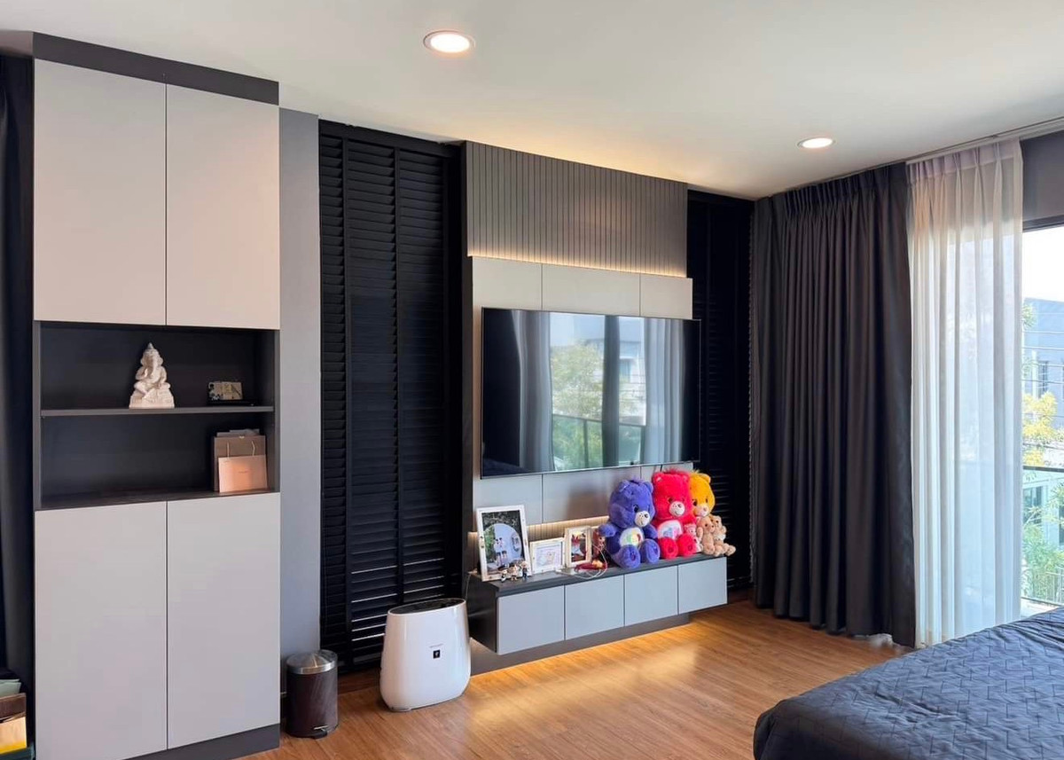 For RentHouseBangna, Bearing, Lasalle : Detached house for rent 📍 Centro Bangna 📍 3 bedrooms, 4 bathrooms, fully furnished with appliances.