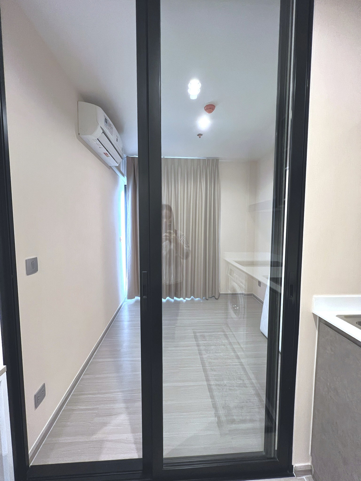 For RentCondoSamut Prakan,Samrong : 💥ST-10571💥Aspire Erawan Prime👉Line : @wincondo