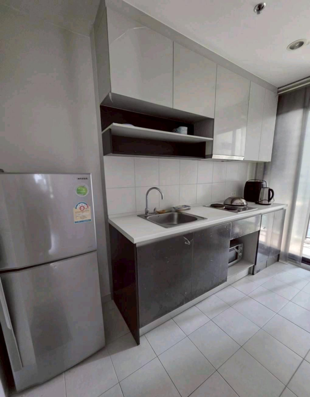 ขายคอนโดแจ้งวัฒนะ เมืองทอง : ขาย คอนโด เดอะเบส แจ้งวัฒนะ วิวสระ ห้องมุม 2 ห้องนอน 
ราคาลดพิเศษ  ใกล้รถไฟฟ้าเมืองทองธานี