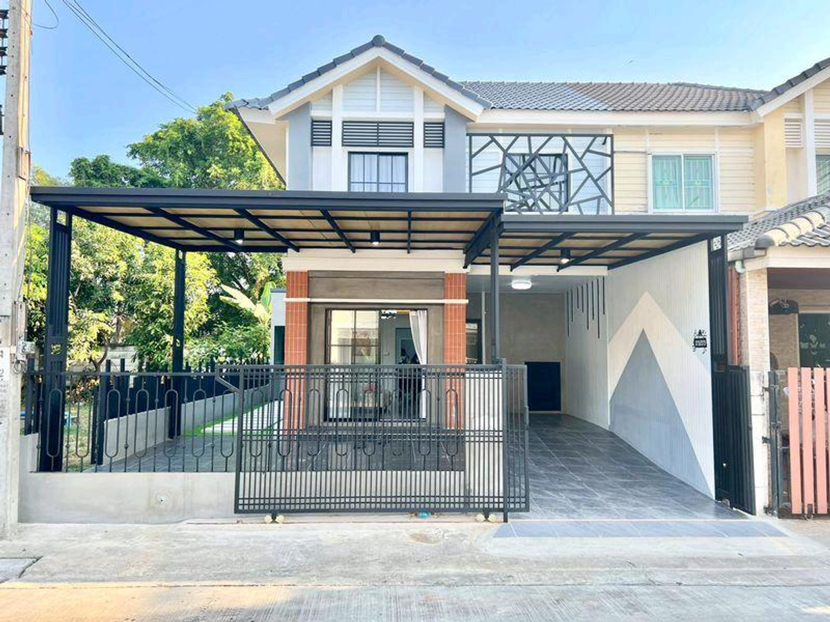 ขายทาวน์โฮมพัฒนาการ ศรีนครินทร์ : ขายด่วน❗️ทาวน์โฮม2ชั้น พฤกษาวิลล์ 50/2 ซอยมีสทีน รามคำแหง 