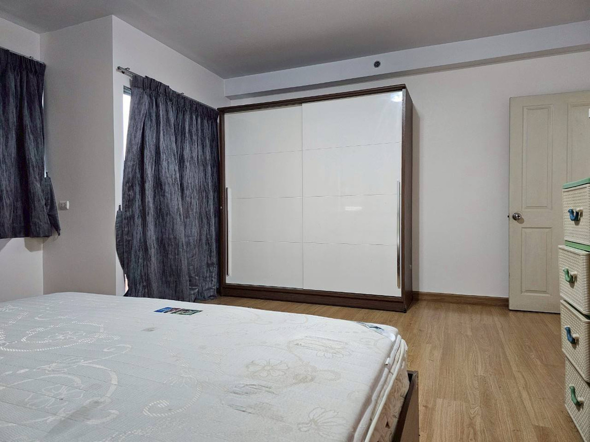 For RentCondoPattanakan, Srinakarin : For rent, 78 sq m, Building B, 6th floor, 2 bedrooms, 1 bathroom, Supalai Park Srinakarin Condo.