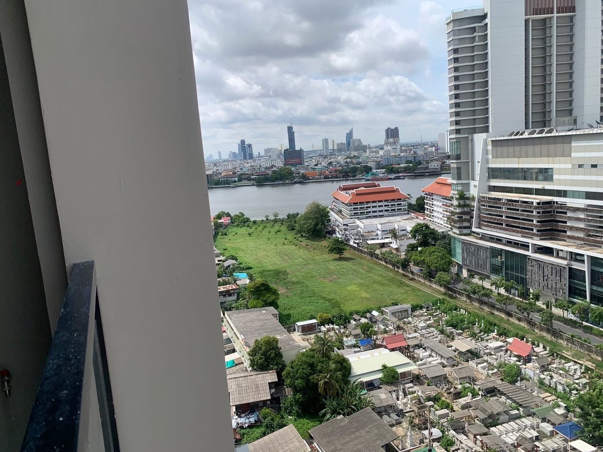 For RentCondoWongwianyai, Charoennakor : E265 (previous code S1171)🎉300369 Condo for rent at Na Reva Charoennakhon