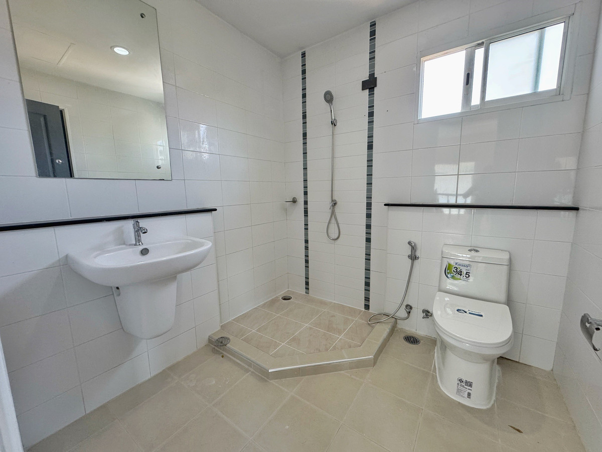 For SaleHouseRama5, Ratchapruek, Bangkruai : Single house for sale, newly renovated, The Plant Ratchaphruek, corner house 66 sq m (The Plant Ratchaphruek), cheapest in the project. Near Rama 5 roundabout and Central Westville.