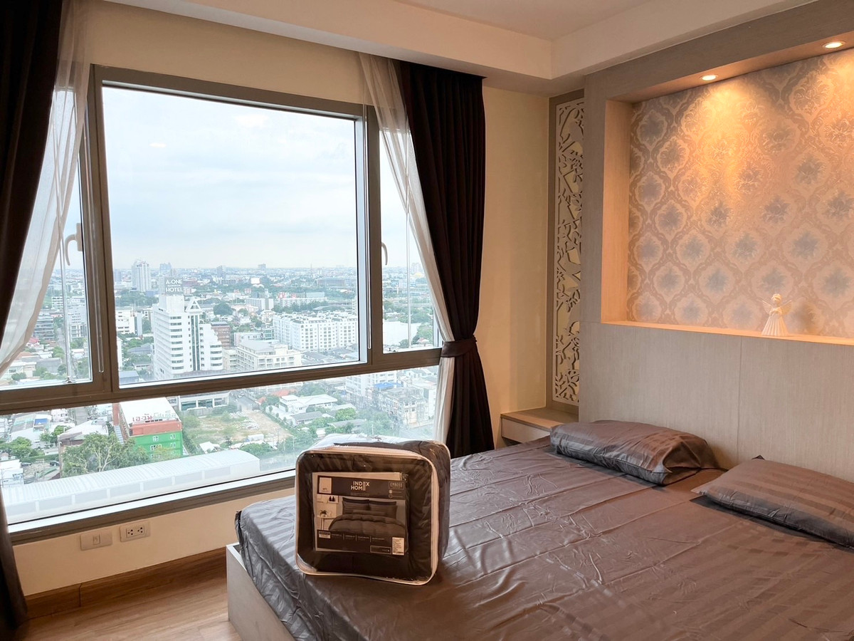 ให้เช่าคอนโดพระราม 9 เพชรบุรีตัดใหม่ RCA : ให้เช่า Thru Thonglor Condo 2 ห้องนอน พร้อมอยู่