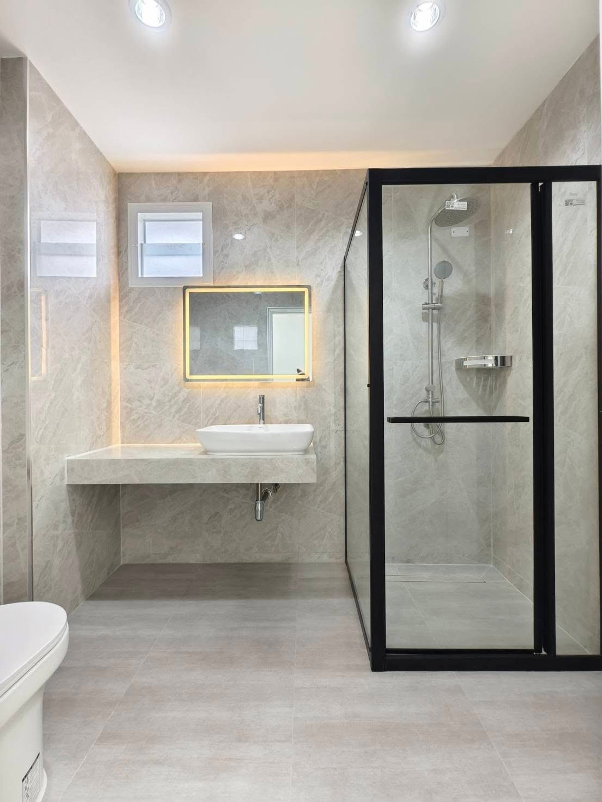 ขายบ้านลาดพร้าว101 แฮปปี้แลนด์ : หมู่บ้านวาสินี / 4 ห้องนอน (ขาย), Moo Baan Wasinee / 4 Bedrooms (FOR SALE) FAHS072