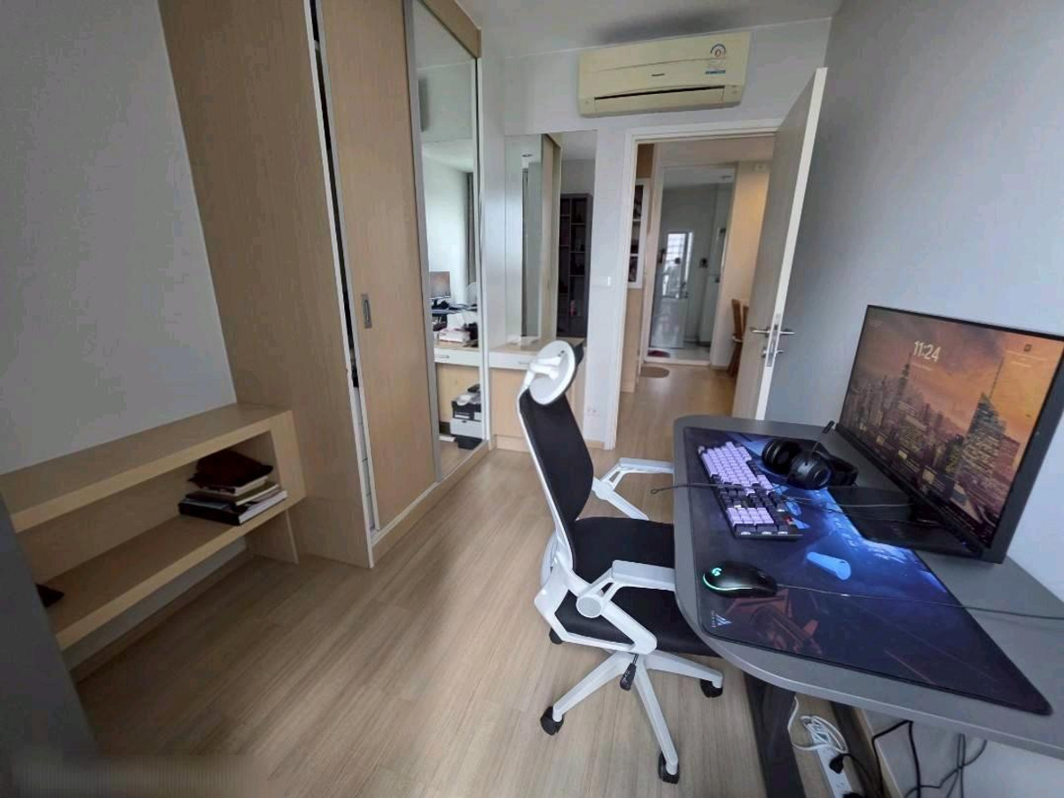 ขายคอนโดแจ้งวัฒนะ เมืองทอง : ขาย คอนโด เดอะเบส แจ้งวัฒนะ วิวสระ ห้องมุม 2 ห้องนอน 
ราคาลดพิเศษ  ใกล้รถไฟฟ้าเมืองทองธานี