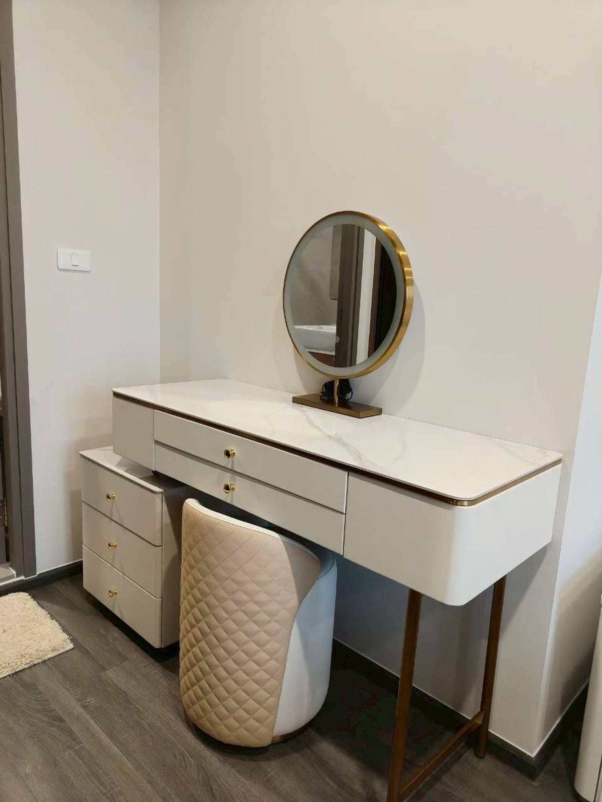 ให้เช่าคอนโดคลองเตย กล้วยน้ำไท : Line @assetcorner Welcome Co มีห้องว่างใหม่ทุกเดือน 1 Bed/ 1 Bed Plus/ 2 Bed