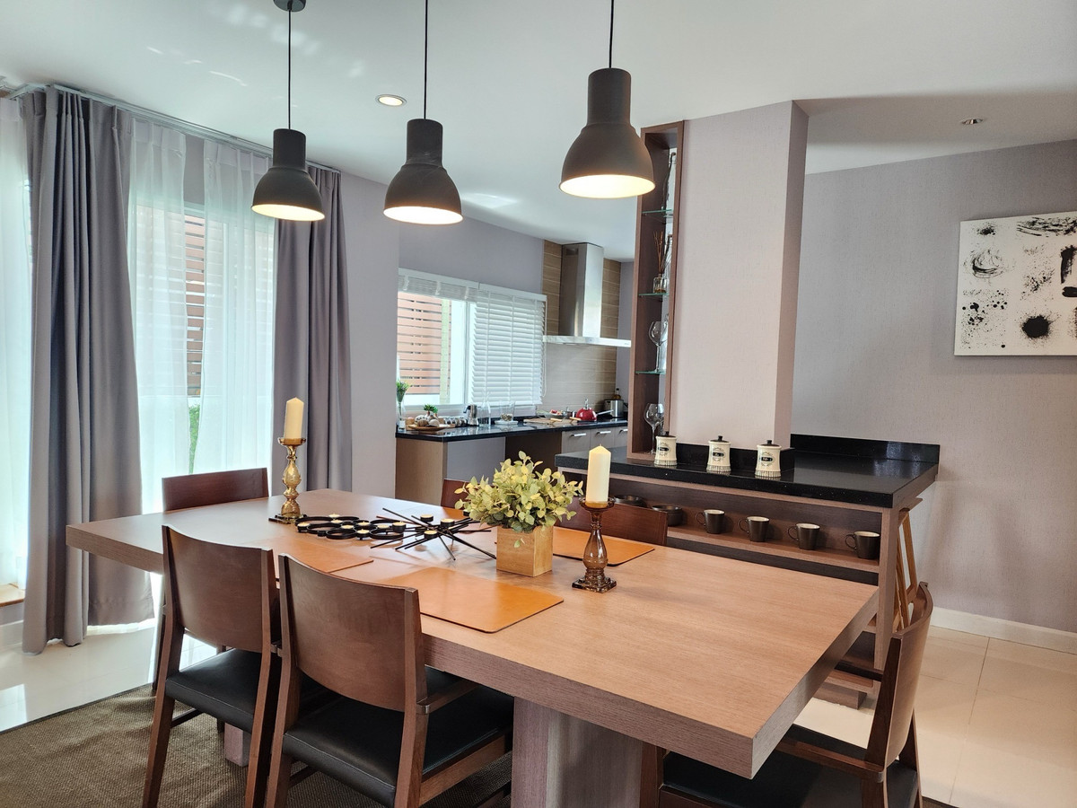 ขายบ้านพัฒนาการ ศรีนครินทร์ : ขายบ้านเดี่ยวหรู โครงการ เนอวานา บียอนด์ ไลท์ พระราม 9 กรุงเทพกรีฑา 