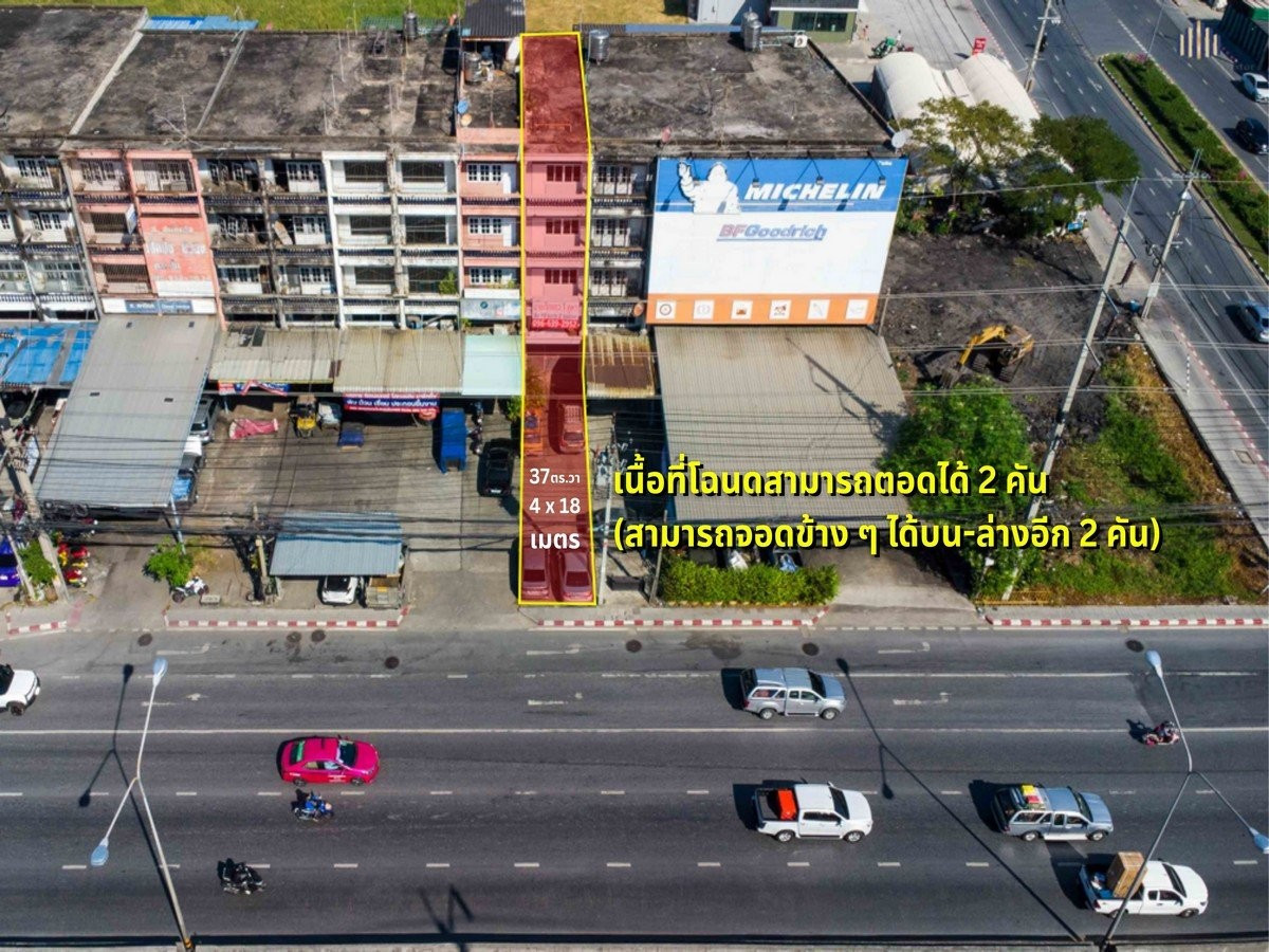 For RentShop HouseMin Buri, Romklao : Prime Commercial Building for Rent – Suwinthawong Main Road (Corner of Soi Sam Wa)