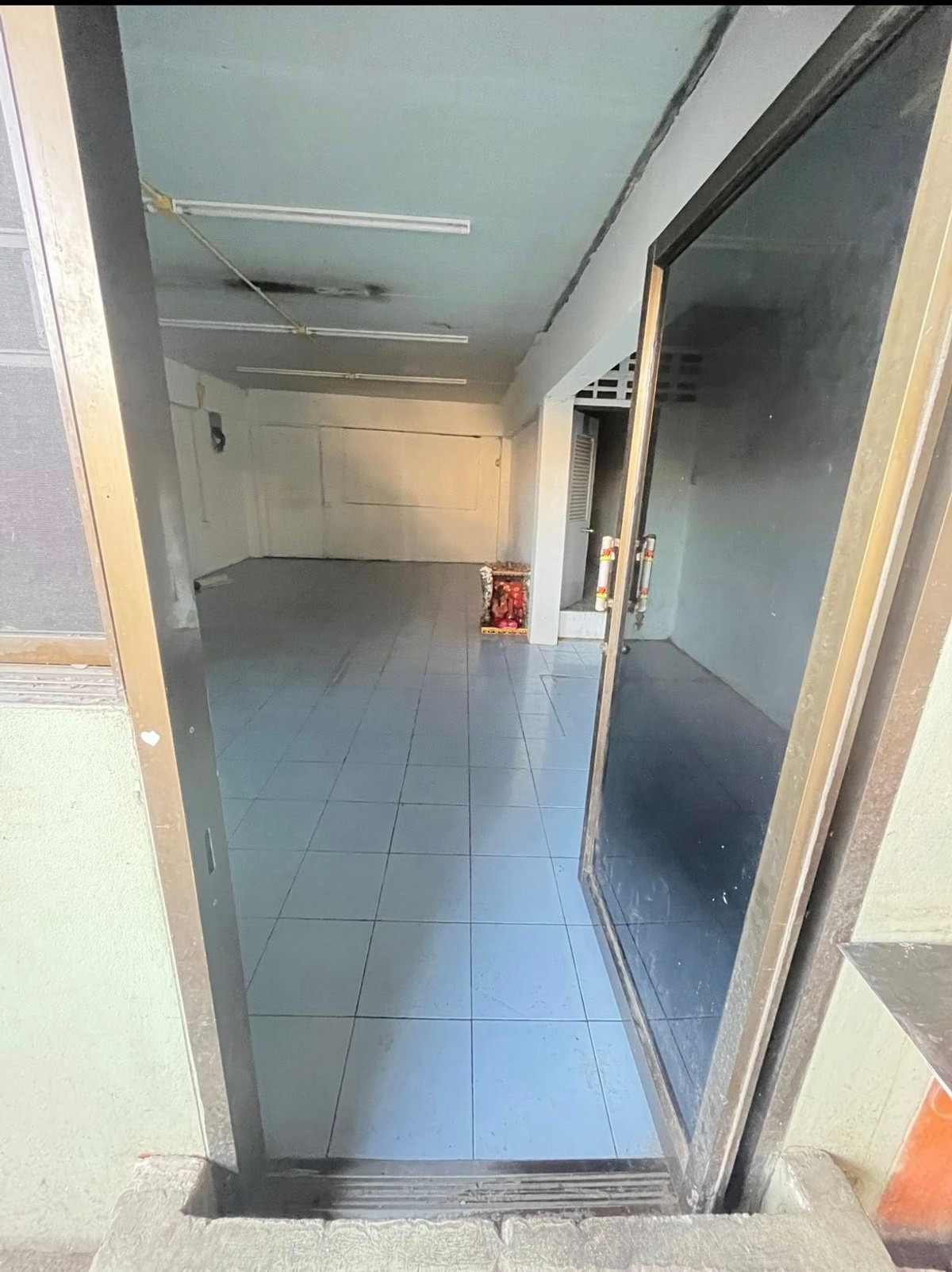 ให้เช่าโกดังแจ้งวัฒนะ เมืองทอง : ปล่อยเช่า 📦 โกดัง ออฟฟิศ ขนาด 800 ตรม ⛳ งามวงศ์วาน 53