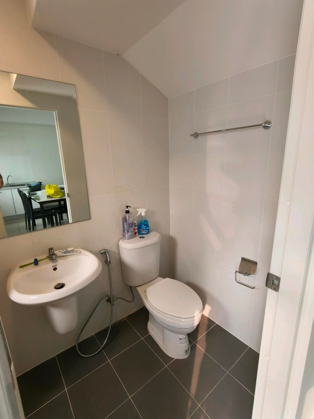 ทาวน์โฮมนวมินทร์ รามอินทรา : ขาย/เช่า ทาวน์โฮม พลีโน่ พหลโยธิน 54/1 ไซส์ใหญ่ 20 ตรว. หลังบ้านกว้าง มีเนื้อที่เยอะขึ้น

✨ บ้านไซส์ใหญ่ 20 ตร.ว. ฟังก์ชันครบ 3 นอน 3 น้ำ | ทำเลเข้า-ออกเมืองสะดวกที่สุด!