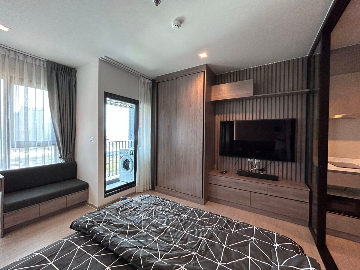 For RentCondoRama9, Petchburi, RCA : Condo for rent near MRT Rama 9 and Airport Link Makkasan | Life Asoke Rama 9 | 1 bedroom, fully furnished, in New CBD location, near Si Rat Expressway.
