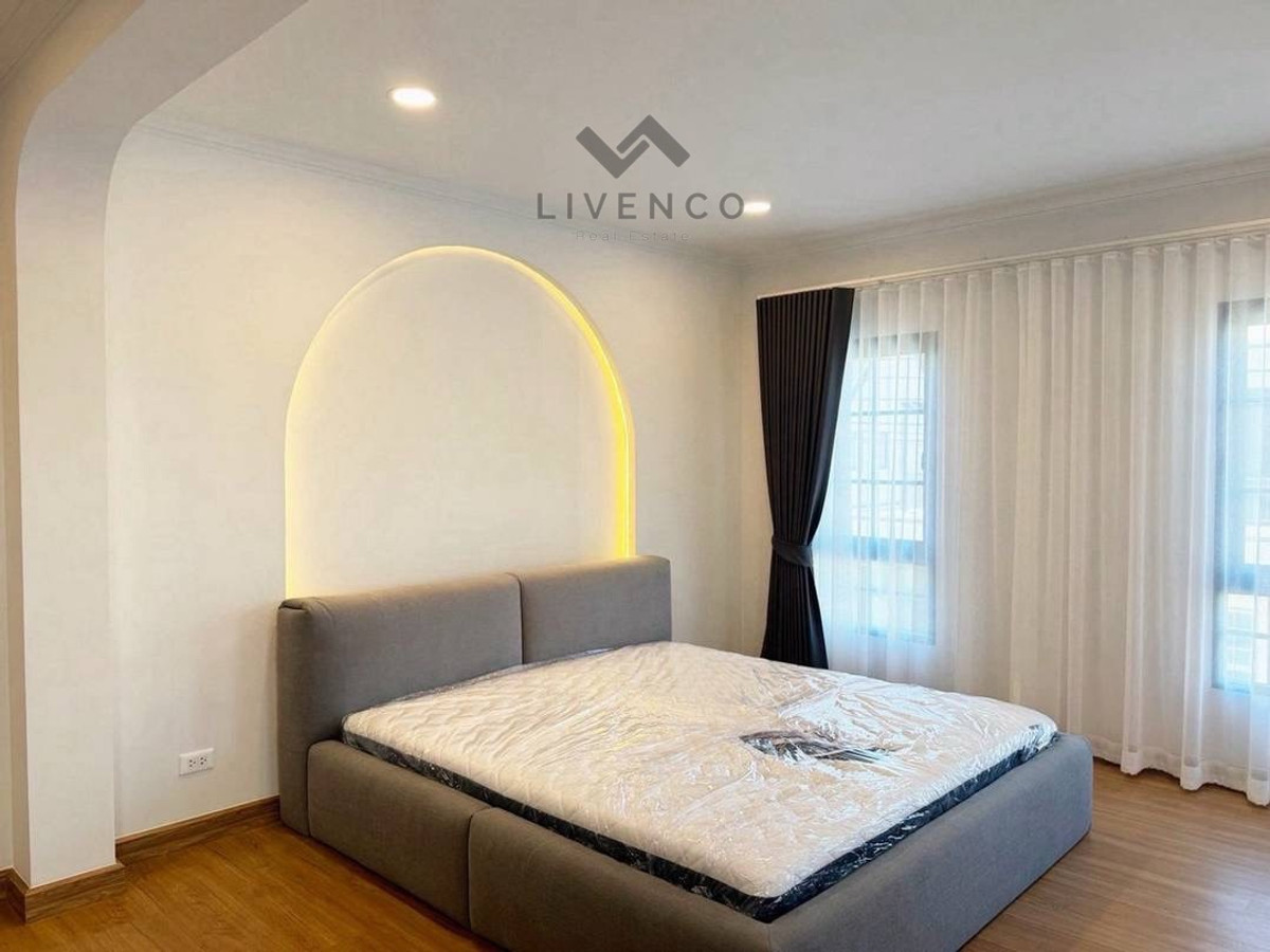 บ้านบางนา แบริ่ง ลาซาล : ขาย หรือ ให้เช่า บ้านเดี่ยว Centro บางนา  
(Centro Bangna)
(LVC40001)