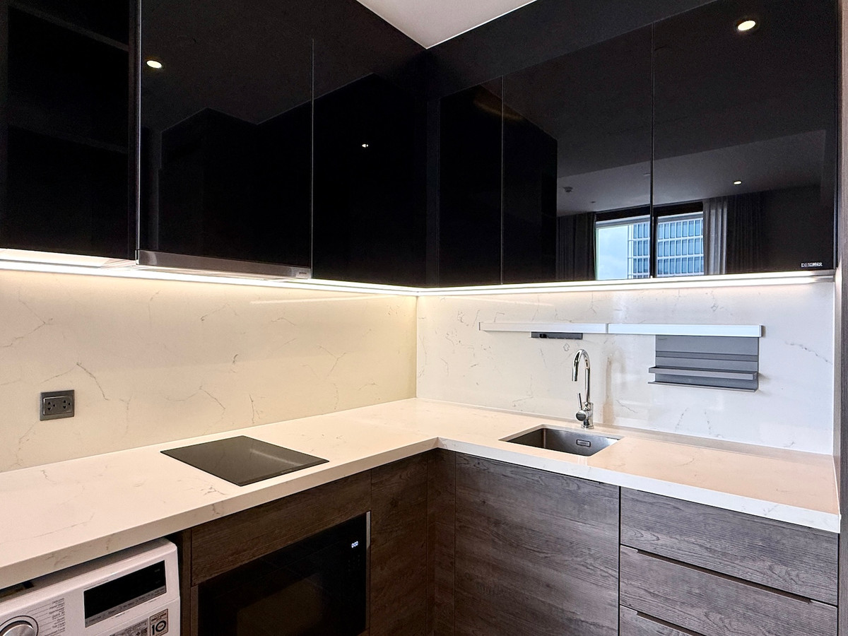 ให้เช่าคอนโดวิทยุ ชิดลม หลังสวน : คอนโด 1 ห้องนอน ซอยต้นสนย่านหลังสวน ใกล้สวนลุมพินี