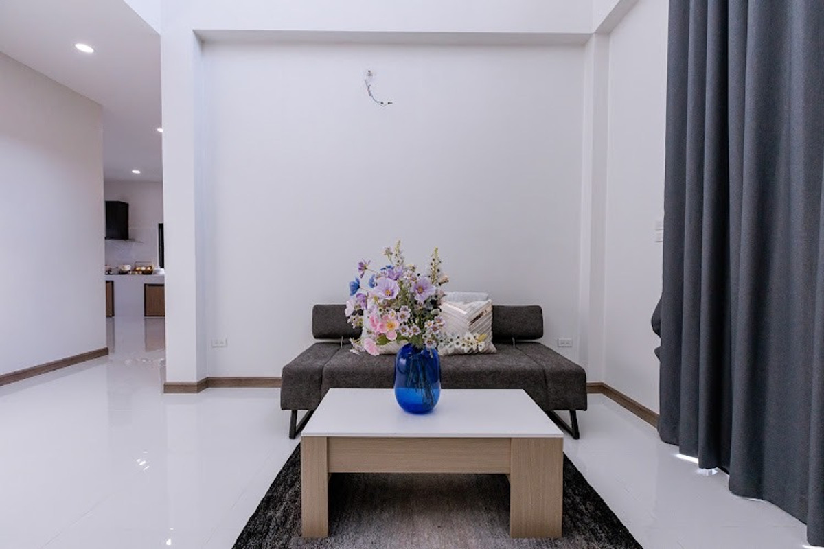 ขายบ้านเชียงราย : ✈️ ด่วน! ขายบ้านเดี่ยวพร้อมอยู่เชียงราย (โซนบ้านดู่) ดีไซน์มินิมอล พื้นที่กว้าง 88.6 ตร.ว. ใกล้สนามบินแม่ฟ้าหลวงเพียง 5 นาที! 🏡