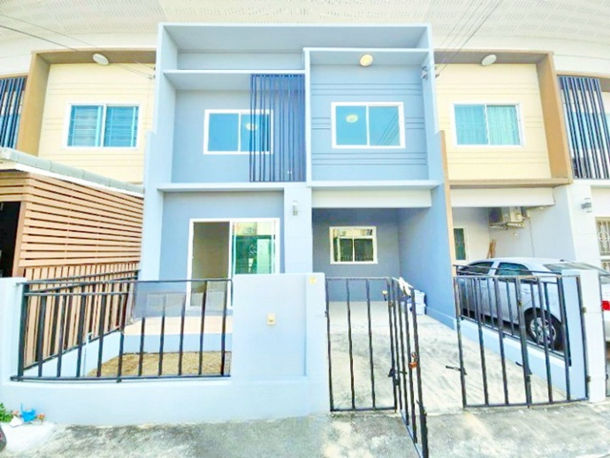 For RentTownhomeRattanathibet, Sanambinna : 4bed 2bath near Sarasas Witaed BangBua Thong School 900m.BangBuaThong LamPho Two story townhome