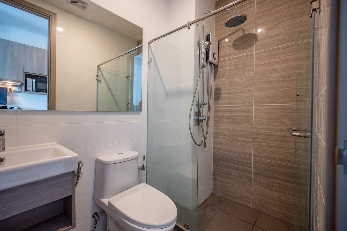 For RentCondoOnnut, Udomsuk : [For Rent] Knightsbridge Prime Onnut Condo @BTS On-Nut. Good location 16,500 baht/month. Beautiful unit. Safe from Earthquake incident.