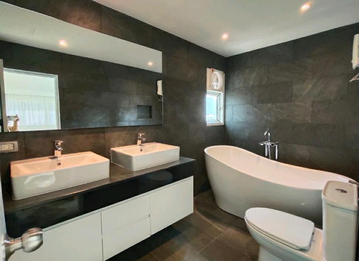 For RentCondoSilom, Saladaeng, Bangrak : 🐱🐶Pet Friendly Condo in Silom-CBD 🐱🐶