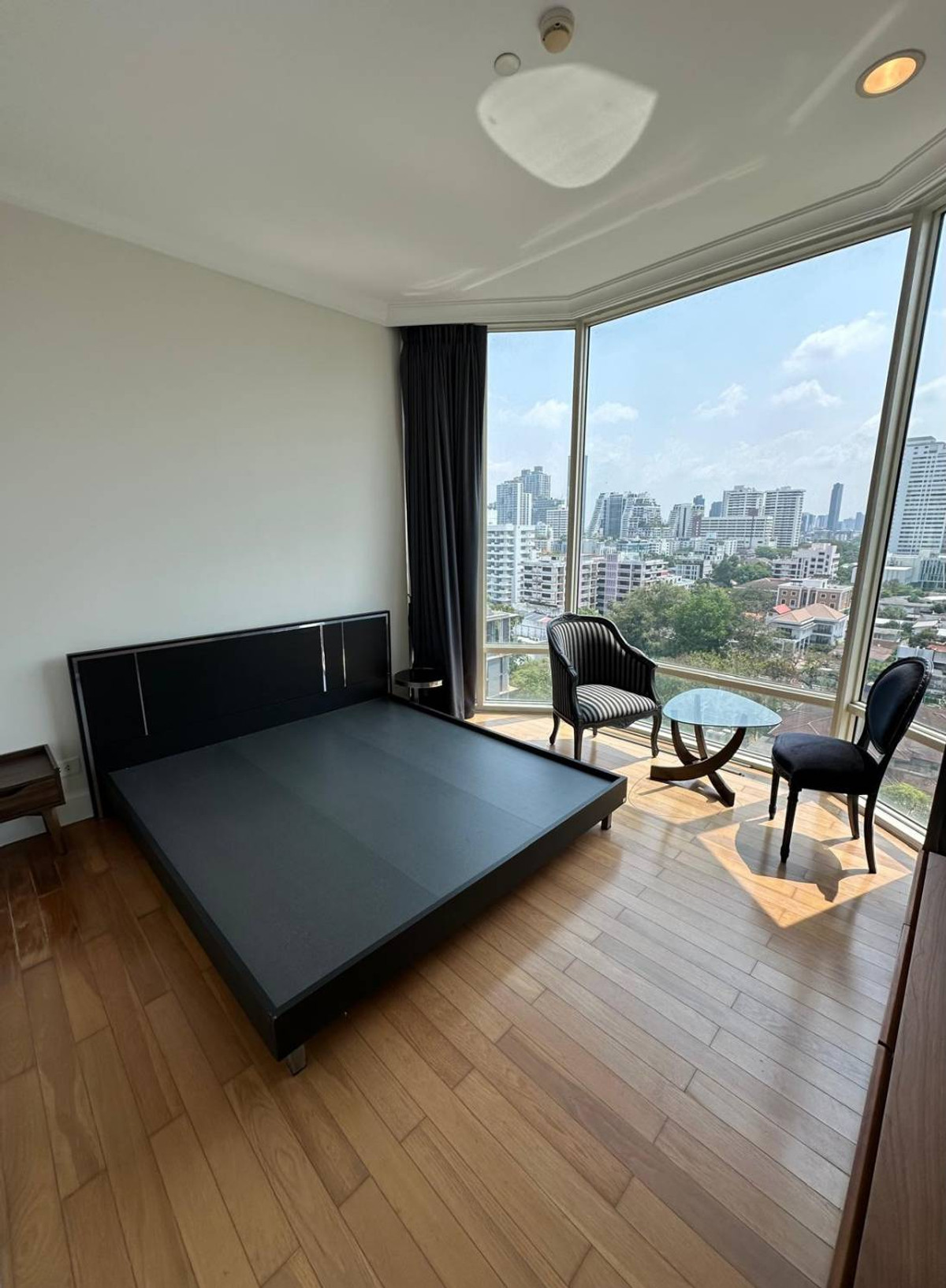 For RentCondoSukhumvit, Asoke, Thonglor : For rent: 2 bedrooms, 2 bathrooms, Royce Private Residence | Royce Private Residences