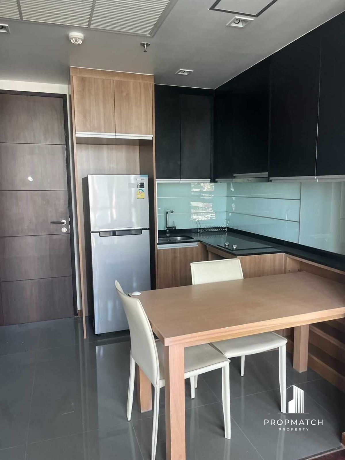 For SaleCondoRatchathewi,Phayathai : ✨Flash Deal ✨ Wish Signature @ Midtown Siam ( 1Bed 1Bath 34SQM.) Ready to move in! Only 4,990,000 baht Tel.0981315848 @propmatch