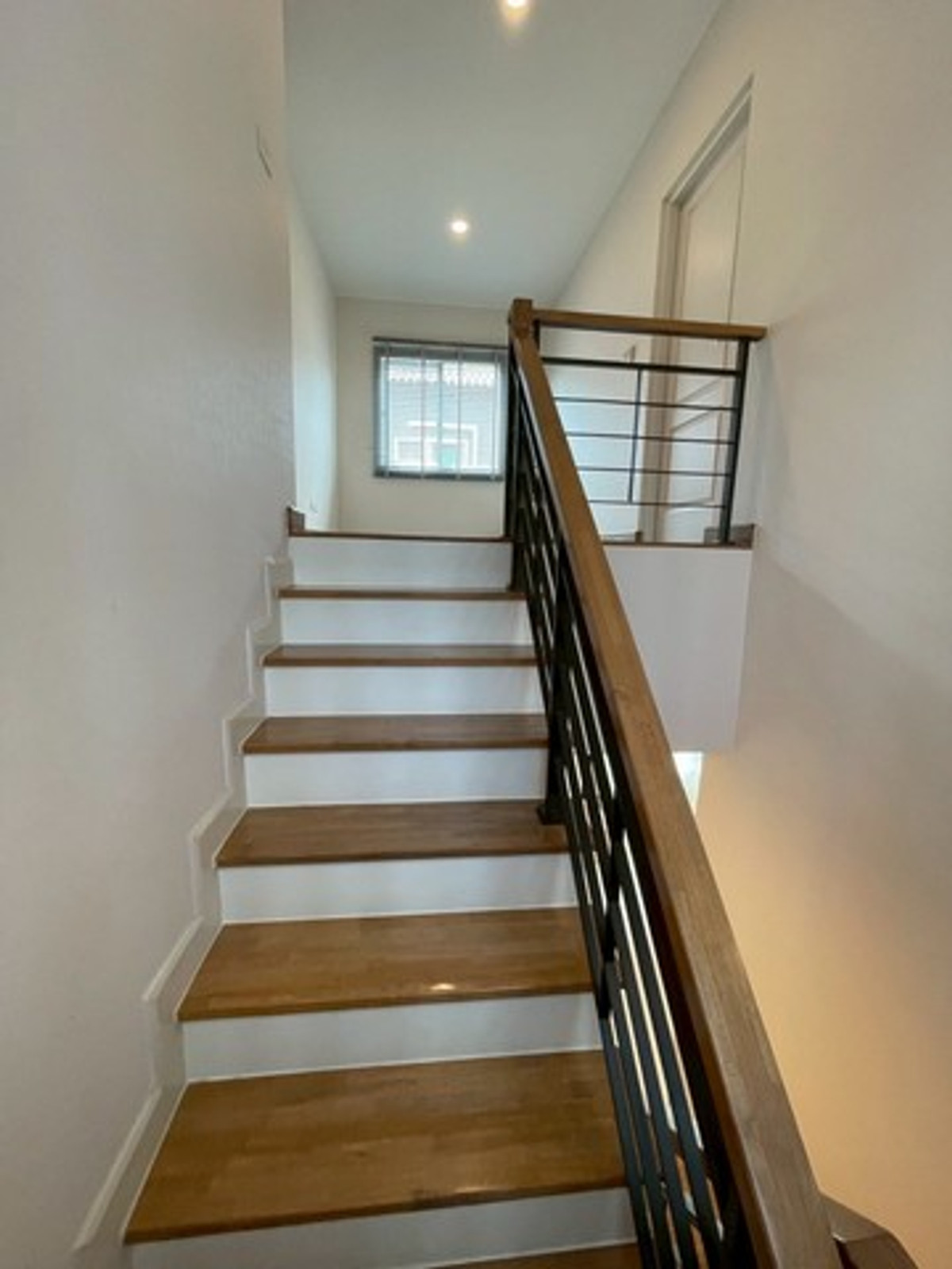 ให้เช่าบ้านบางนา แบริ่ง ลาซาล : HR3349ให้เช่า Centro บางนา-วงแหวน หลังมุม บ้านเดี่ยวไซส์ใหญ่ เฟอร์ครบพร้อมอยู่ | ใกล้ Mega Bangna 