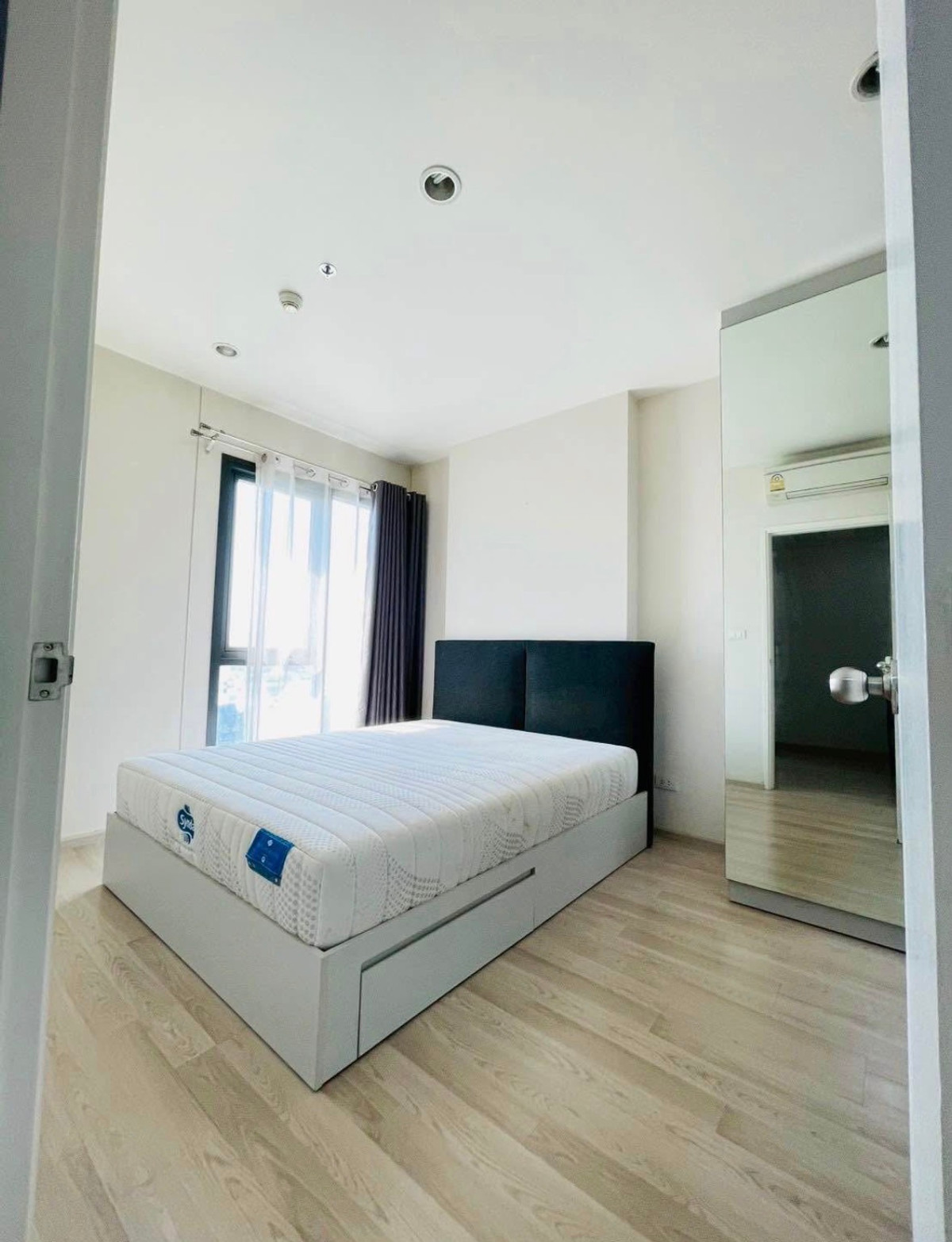 For RentCondoRatchadapisek, Huaikwang, Suttisan : 🔥 For rent Centric Ratchada – Huai Khwang | next to MRT Huai Khwang | kitchen partition room