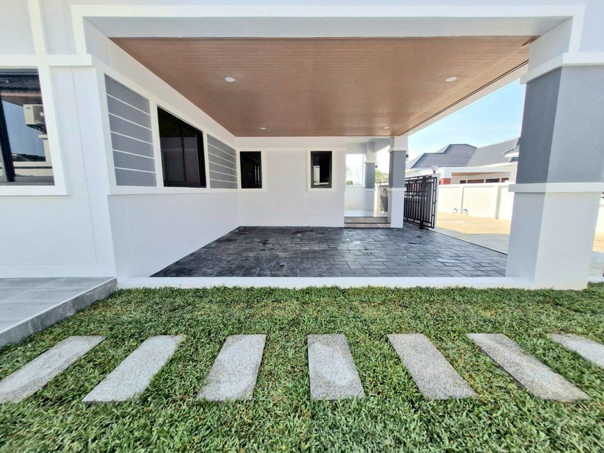 ขายบ้านพัทยา บางแสน ชลบุรี สัตหีบ : บ้านเดี่ยวทุ่งกลมตาลหมัน / 3 ห้องนอน (ขาย), Single House Thung Klom Tanman / 3 Bedrooms (FOR SALE) AM105