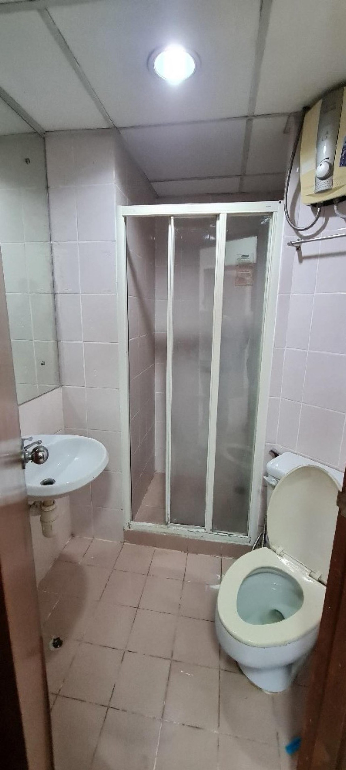 For RentCondoRama3 (Riverside),Satupadit : E274 (formerly S4321) 🎉310369 Condo for rent at SV City Rama 3